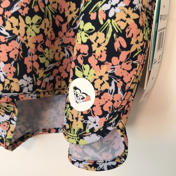 NEW ROXY ENDLESS SUMMER BOARD SHORTS - Picture 4 of 8